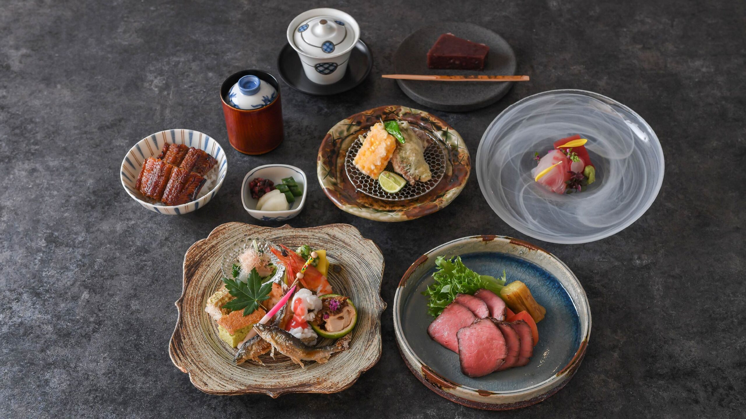 ご接待・ご会食に最適黒毛和牛ローストビーフと鰻御飯7月・8月限定販売